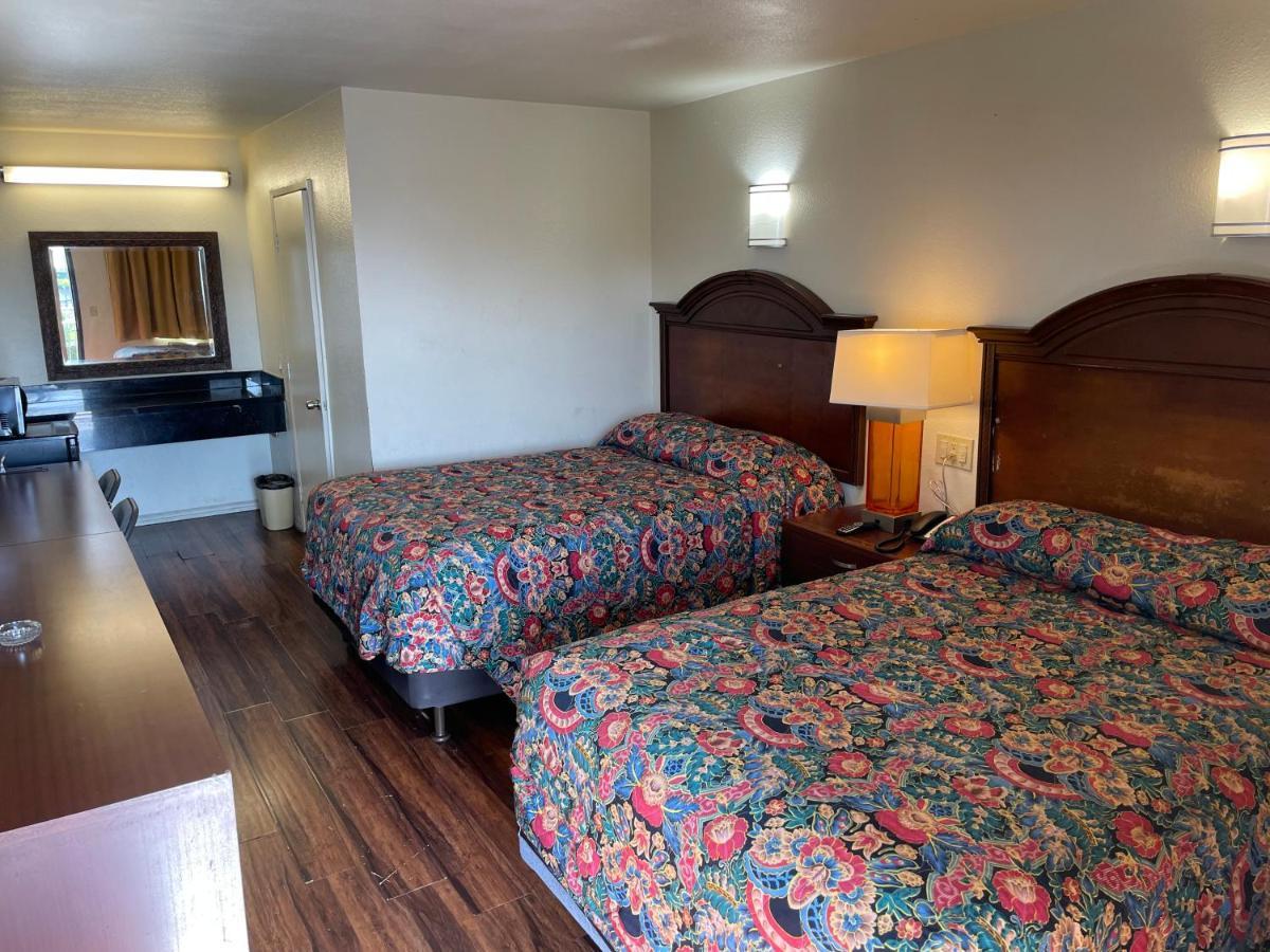 Sierra Inn South El Monte Dış mekan fotoğraf