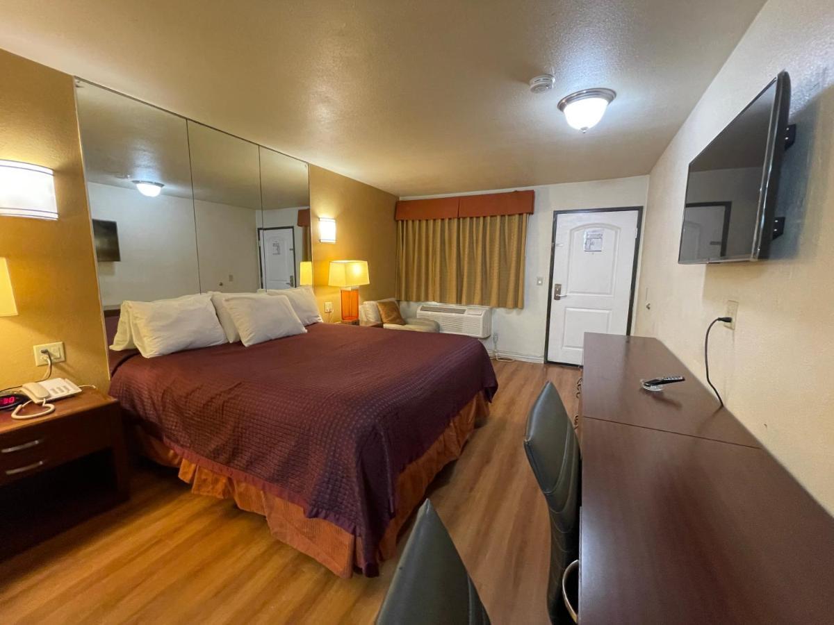 Sierra Inn South El Monte Dış mekan fotoğraf